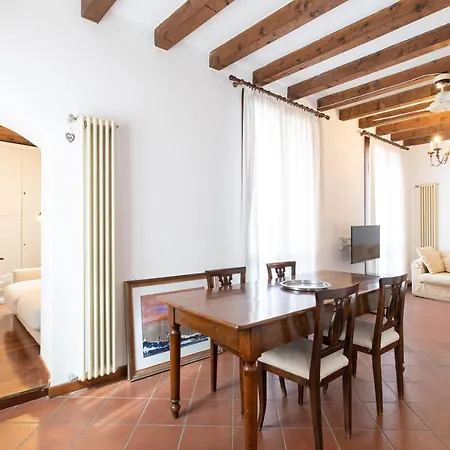 Civico 34 Elegant Flat * Vicenza