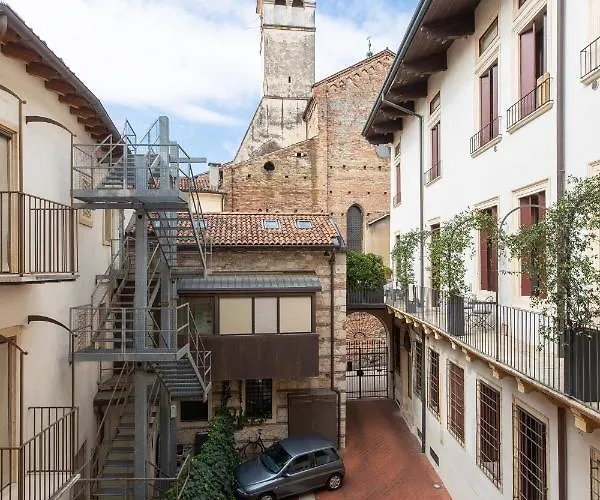 Lägenhet Civico 34 Elegant Flat Vicenza